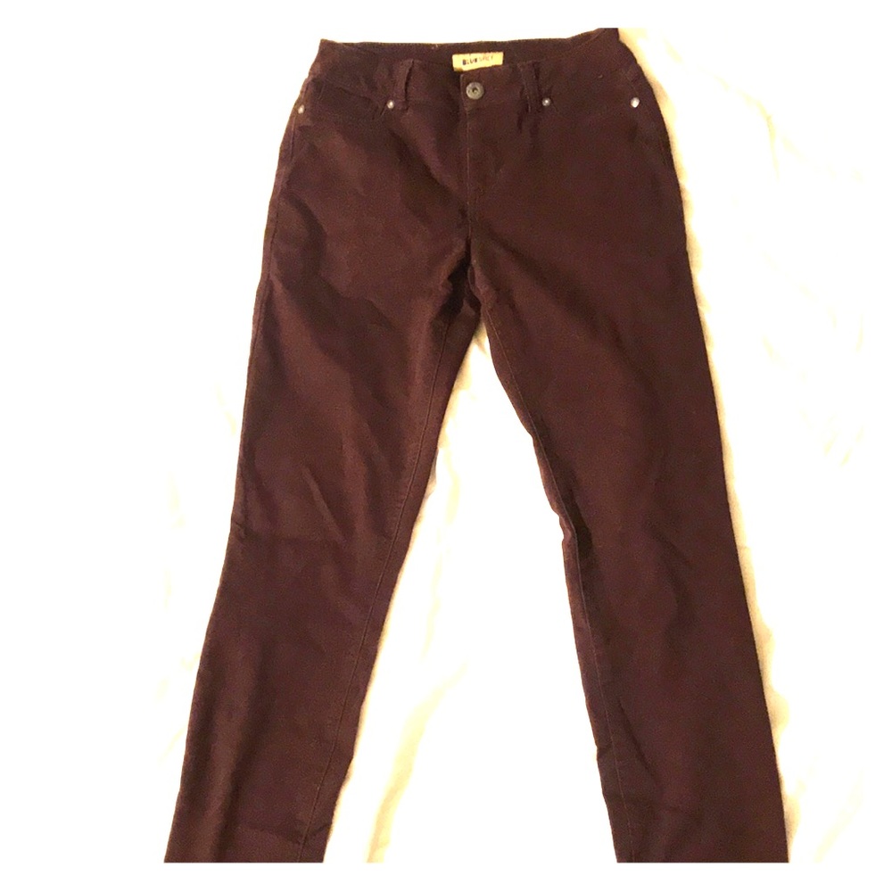 Burgundy skinny jeans